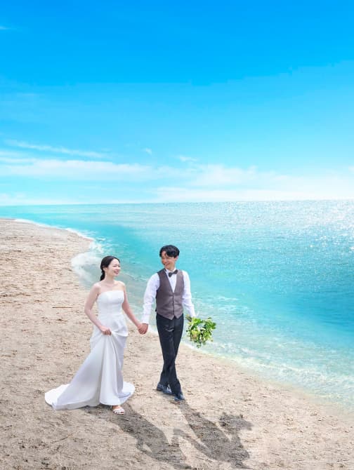 THE SURF OCEAN TERRACE 新郎新婦 海辺 画像