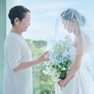 THE MEETS MARINA TERRACE 新婦と親御様 画像