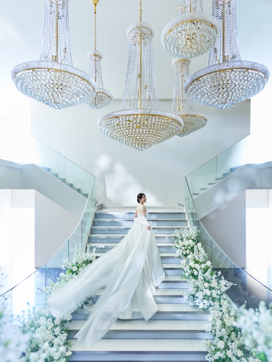 カノビアーノ福岡 大階段新婦画像